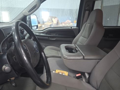 Used 2006 Ford F250 XLT image 18