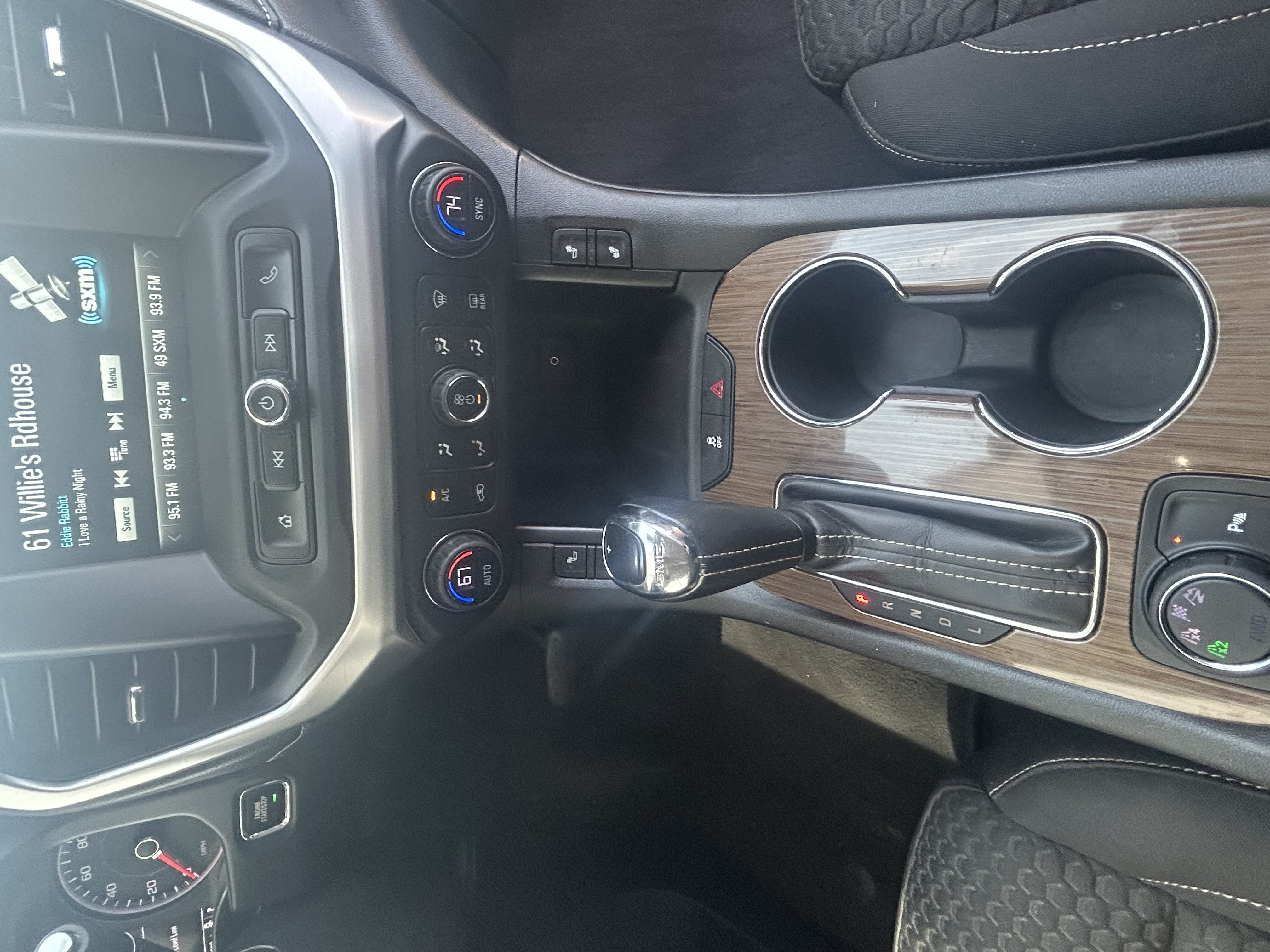 Used 2019 GMC Acadia SLE w/ Driver Alert Package I AWD/4WD image 13