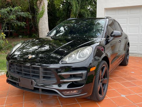 Used 2017 Porsche Macan Turbo AWD/4WD image 5