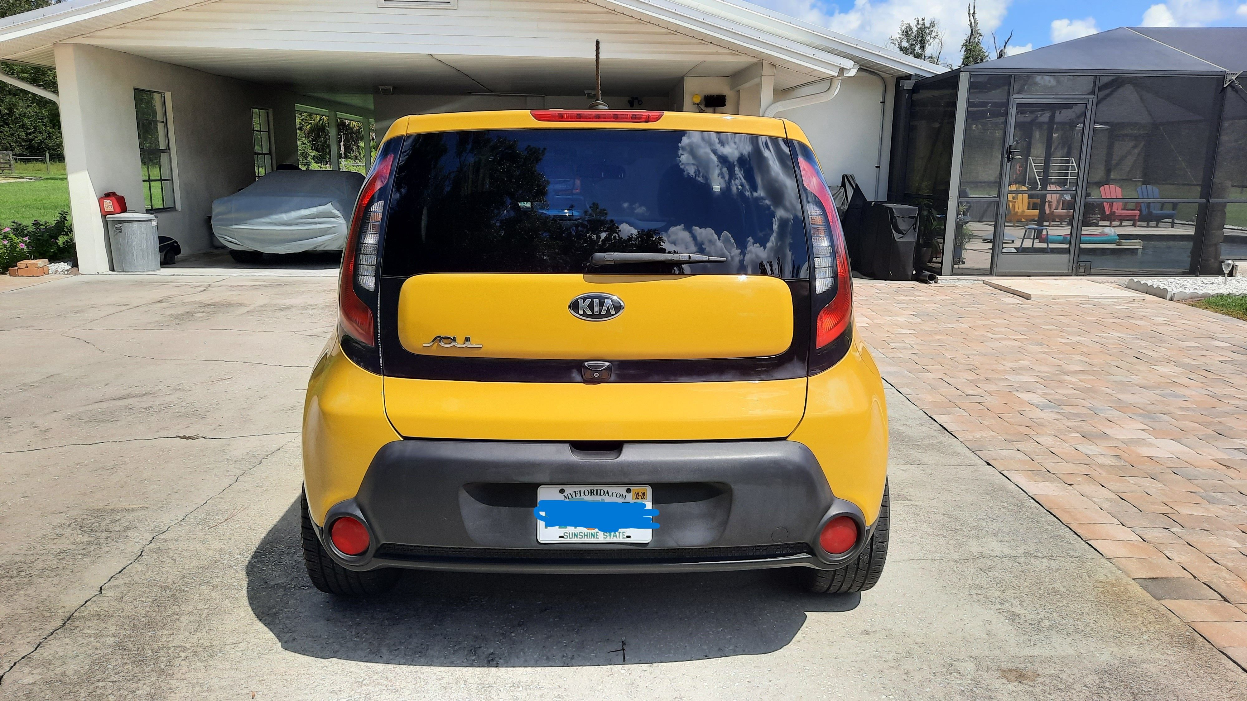 Used 2014 Kia Soul + w/ UVO w/Eservices Package FWD image 12