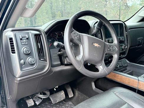 Used 2016 Chevrolet Silverado 2500 LTZ w/ Duramax Plus Package AWD/4WD image 21
