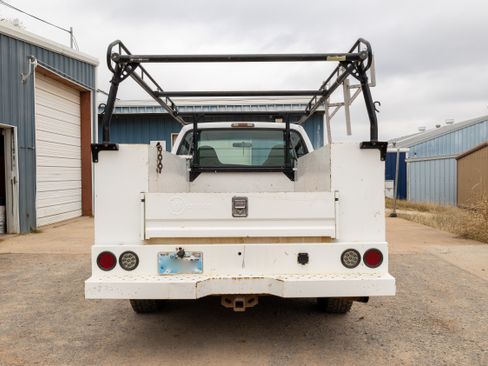 Used 2007 Ford F250 XL image 5