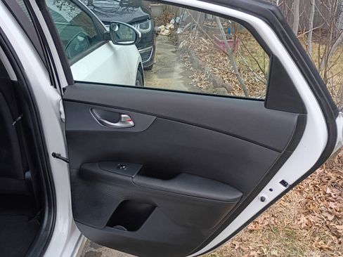 Used 2021 Kia Forte LXS image 15