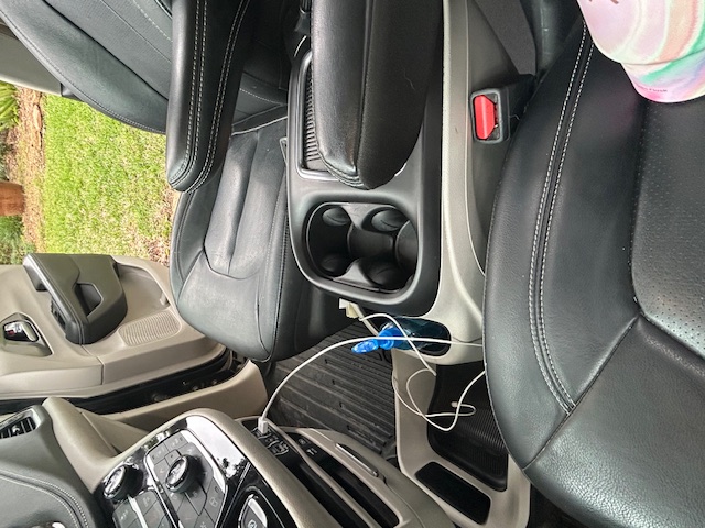 Used 2022 Chrysler Pacifica Touring-L FWD image 6