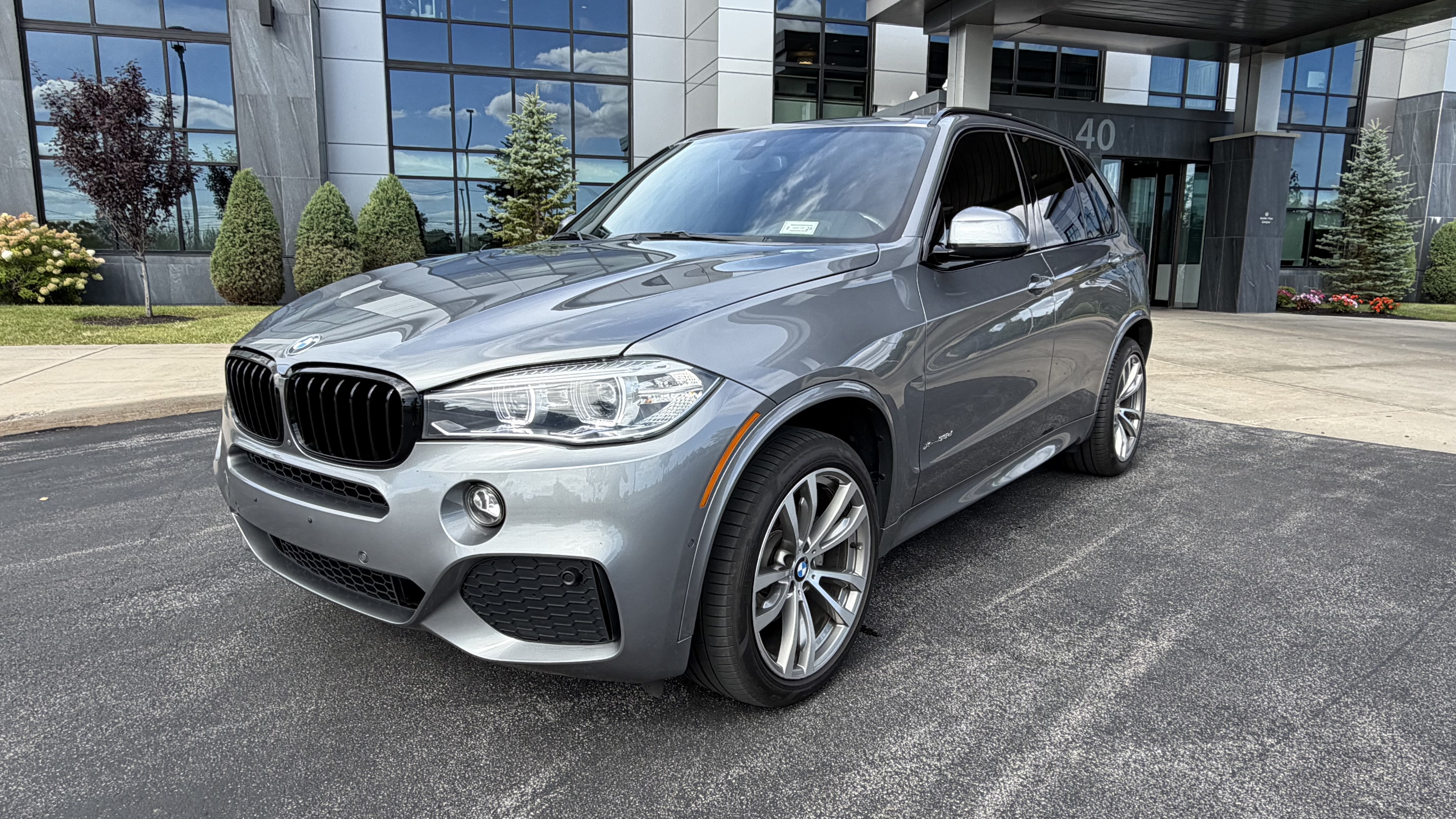 Used 2018 BMW X5 xDrive35d AWD/4WD image 2