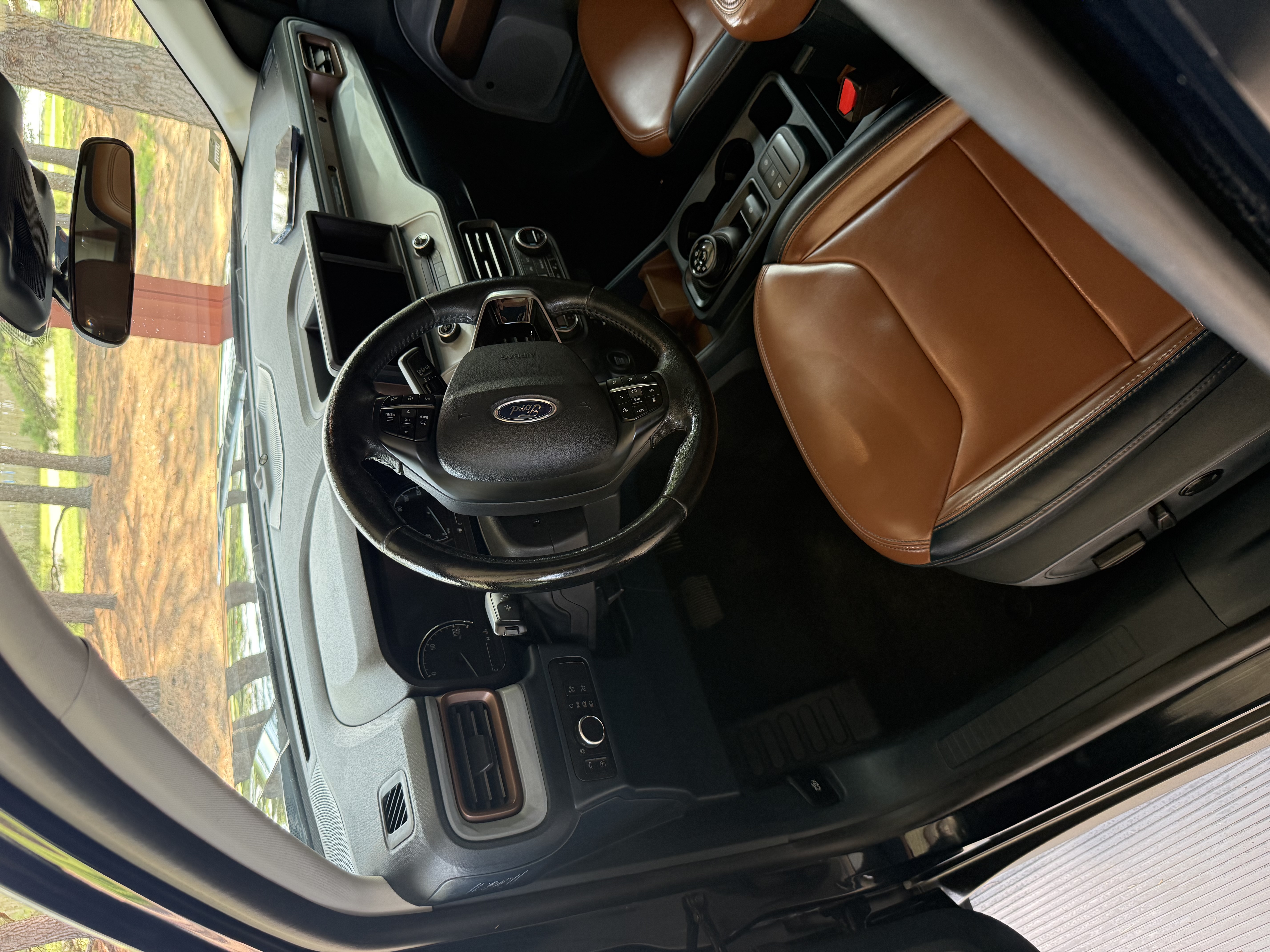 Used 2022 Ford Maverick Lariat w/ Lariat Luxury Package FWD image 8