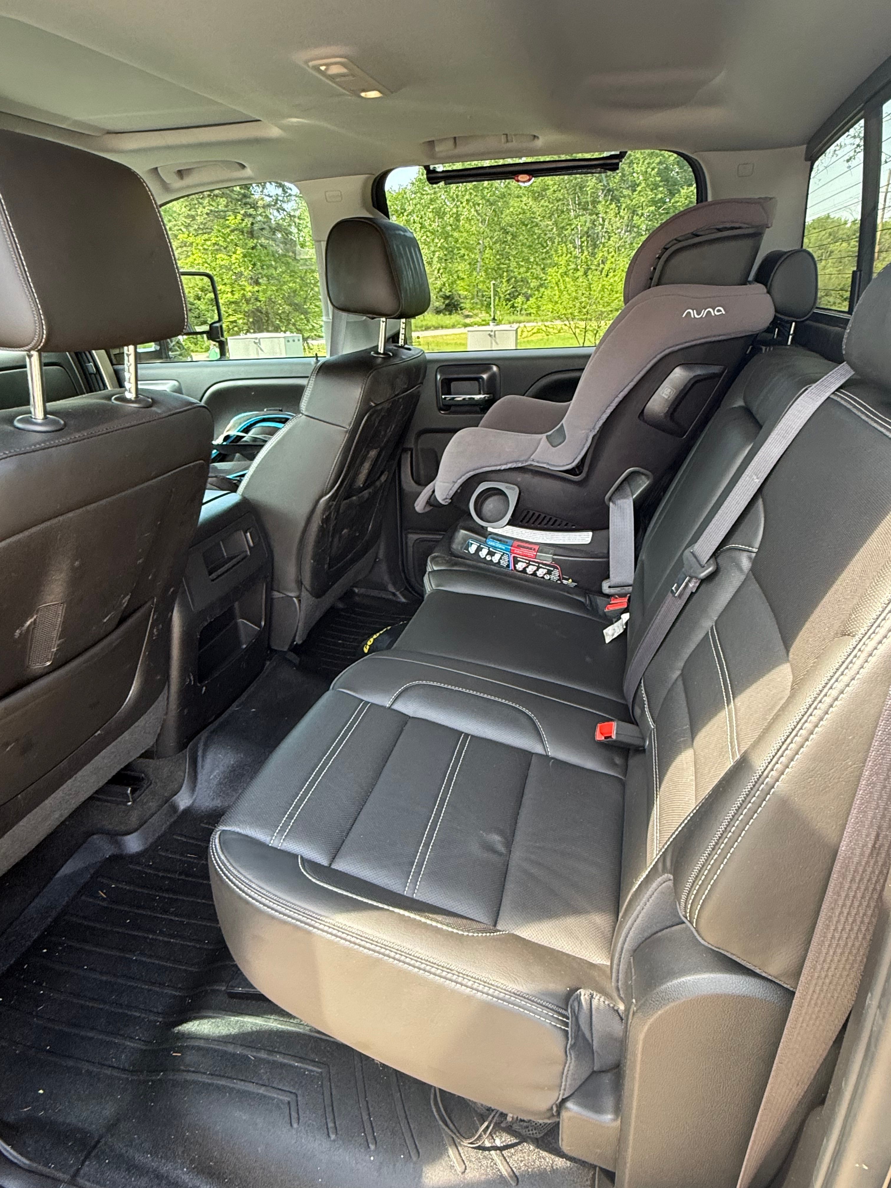 Used 2015 GMC Sierra 2500 Denali w/ Duramax Plus Package AWD/4WD image 6