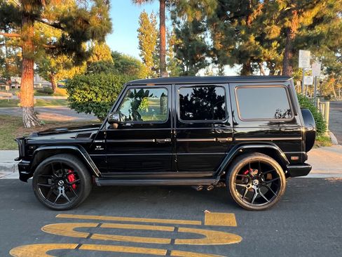 Used 2016 Mercedes-Benz G 63 AMG 4MATIC image 2