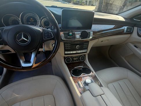 Used 2015 Mercedes-Benz CLS 400 image 12