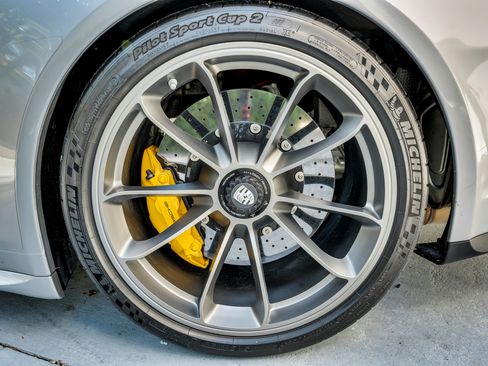 Used 2019 Porsche 911 GT3 image 10