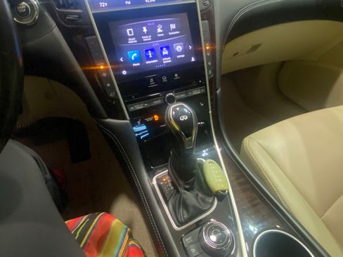 Used 2019 INFINITI Q50 Luxe w/ Essential Package (3.0T Luxe) RWD image 8