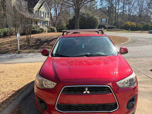 Used 2015 Mitsubishi Outlander Sport ES image 2
