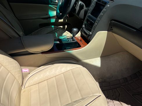 Used 2008 Lexus GS 350 w/ Preferred Accessory Pkg RWD image 6
