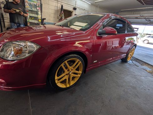 Used 2009 Chevrolet Cobalt SS image 2