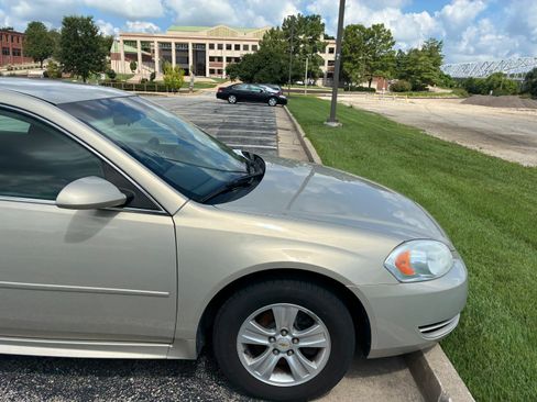 Used 2012 Chevrolet Impala LS FWD image 8
