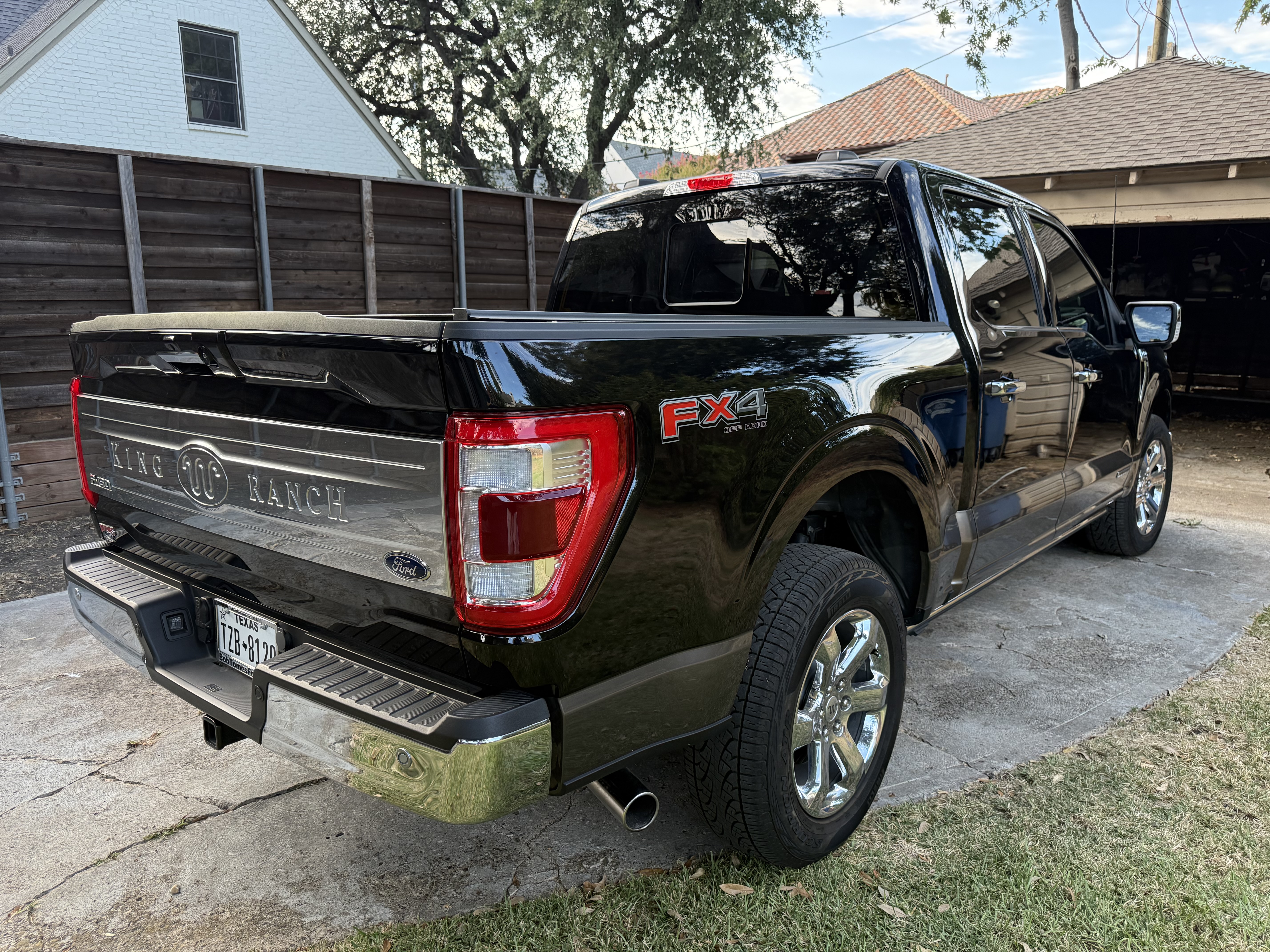 Used 2023 Ford F150 King Ranch w/ Equipment Group 601A High AWD/4WD image 5