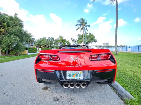 Used 2014 Chevrolet Corvette Stingray Convertible w/ 3LT Preferred Equipment Group image 13