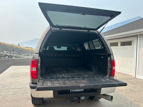 Used 2013 Chevrolet Silverado 2500 LT AWD/4WD image 15
