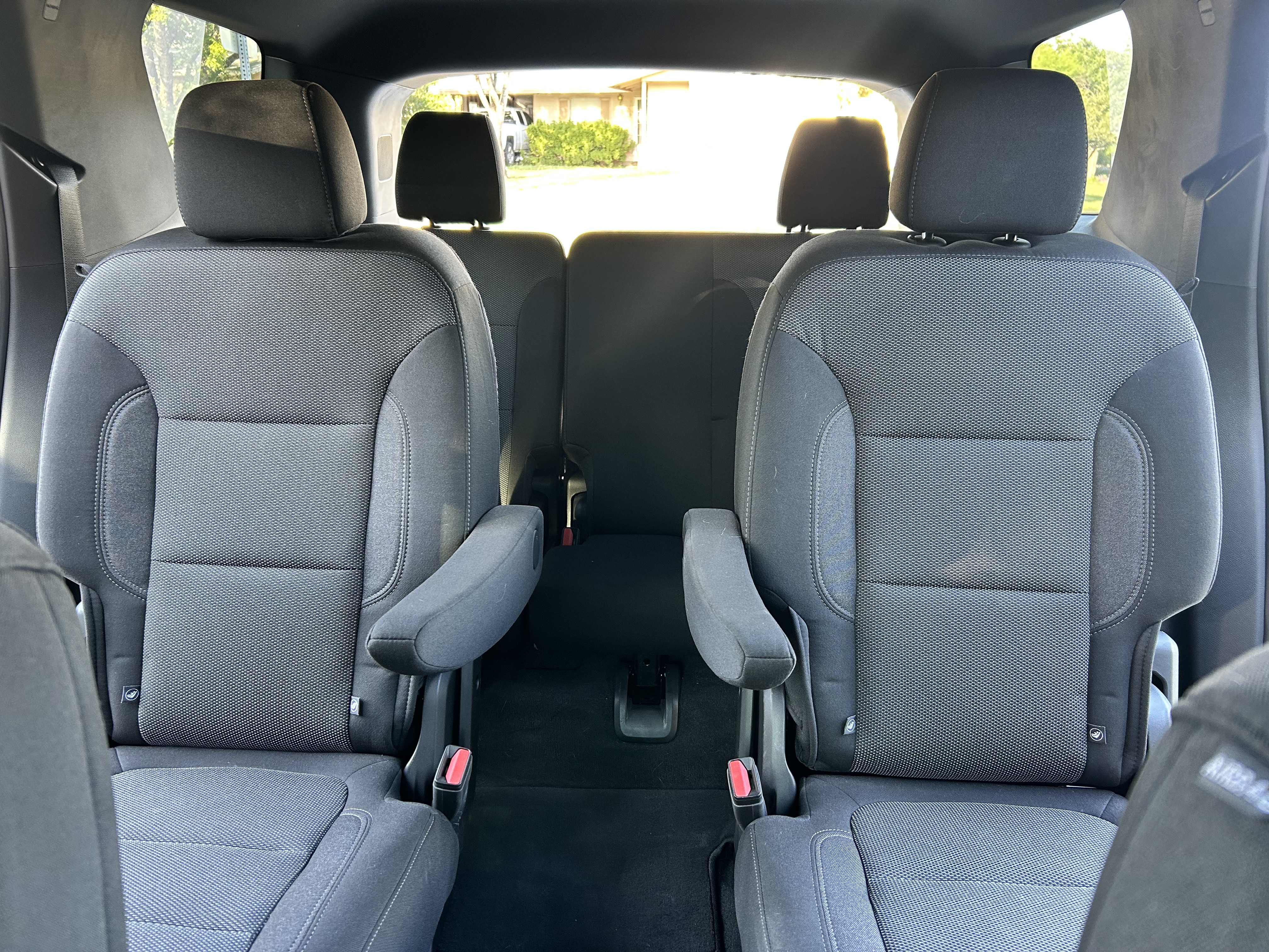 Used 2023 Chevrolet Traverse LT FWD image 9