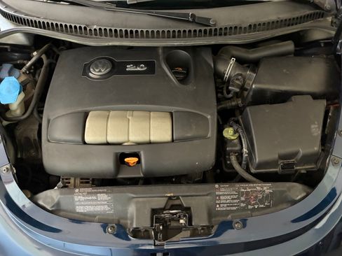 Used 2004 Volkswagen Beetle GLS FWD image 27