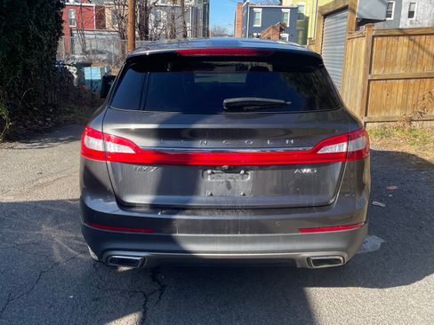 Used 2018 Lincoln MKX Select w/ Select Plus Package image 8