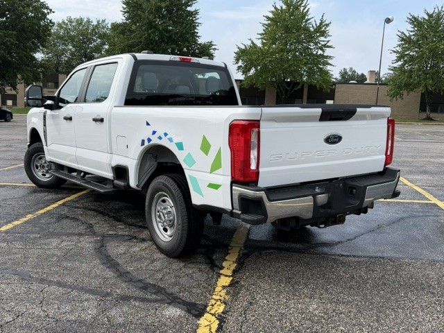Used 2024 Ford F250 XL w/ XL Driver Assist Package AWD/4WD image 4