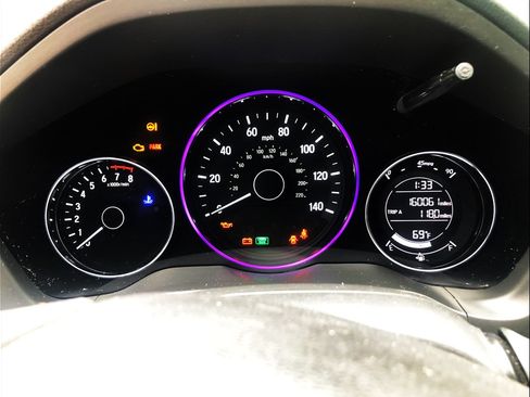 Used 2016 Honda HR-V LX image 23