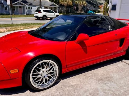 Used 1992 Acura NSX RWD image 1