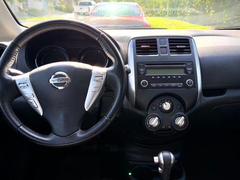 Used 2014 Nissan Versa Note SV FWD image 5
