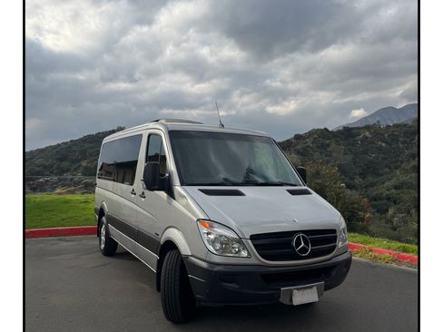 Used 2012 Mercedes-Benz Sprinter 2500 image 6