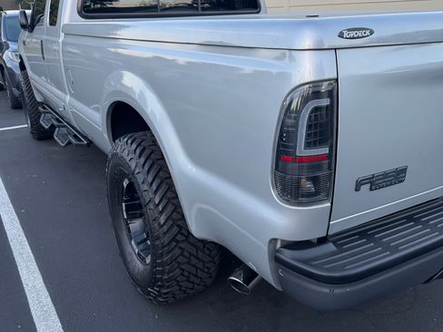 Used 2001 Ford F250 Long Bed image 5