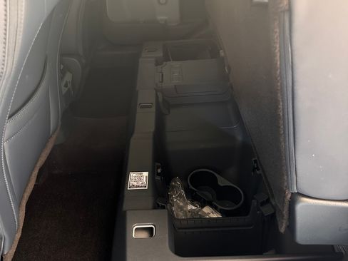 Used 2022 Ford Maverick Lariat w/ Lariat Luxury Package image 19