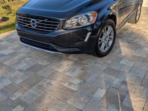 Used 2015 Volvo XC60 T5 image 1