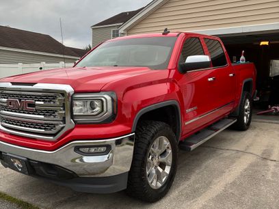 Used 2018 GMC Sierra 1500 SLT w/ SLT Premium Package