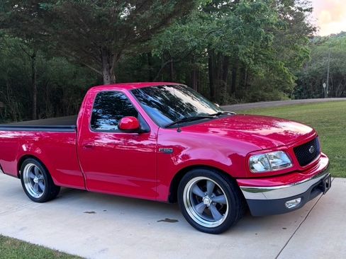 Used 1997 Ford F150 2WD Regular Cab image 1
