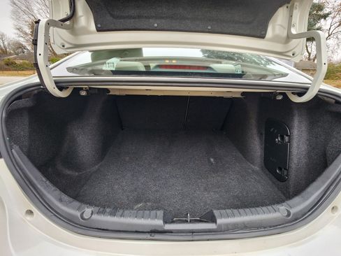 Used 2016 MAZDA MAZDA3 i Sport w/ Preferred Equipment Package image 17