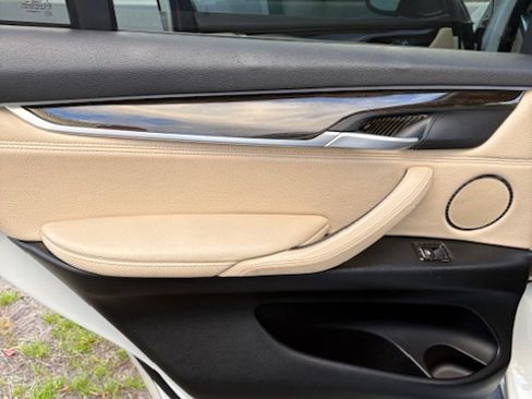 Used 2016 BMW X5 xDrive35i image 19