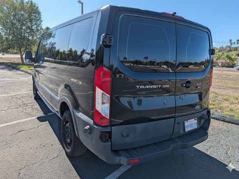 Used 2018 Ford Transit 350 XLT image 9
