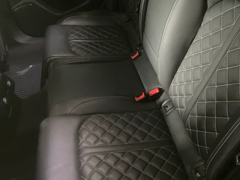 Used 2016 Audi S6 Prestige w/ Prestige Package image 18