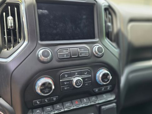 Used 2021 GMC Sierra 1500 AT4 w/ AT4 Value Package image 19