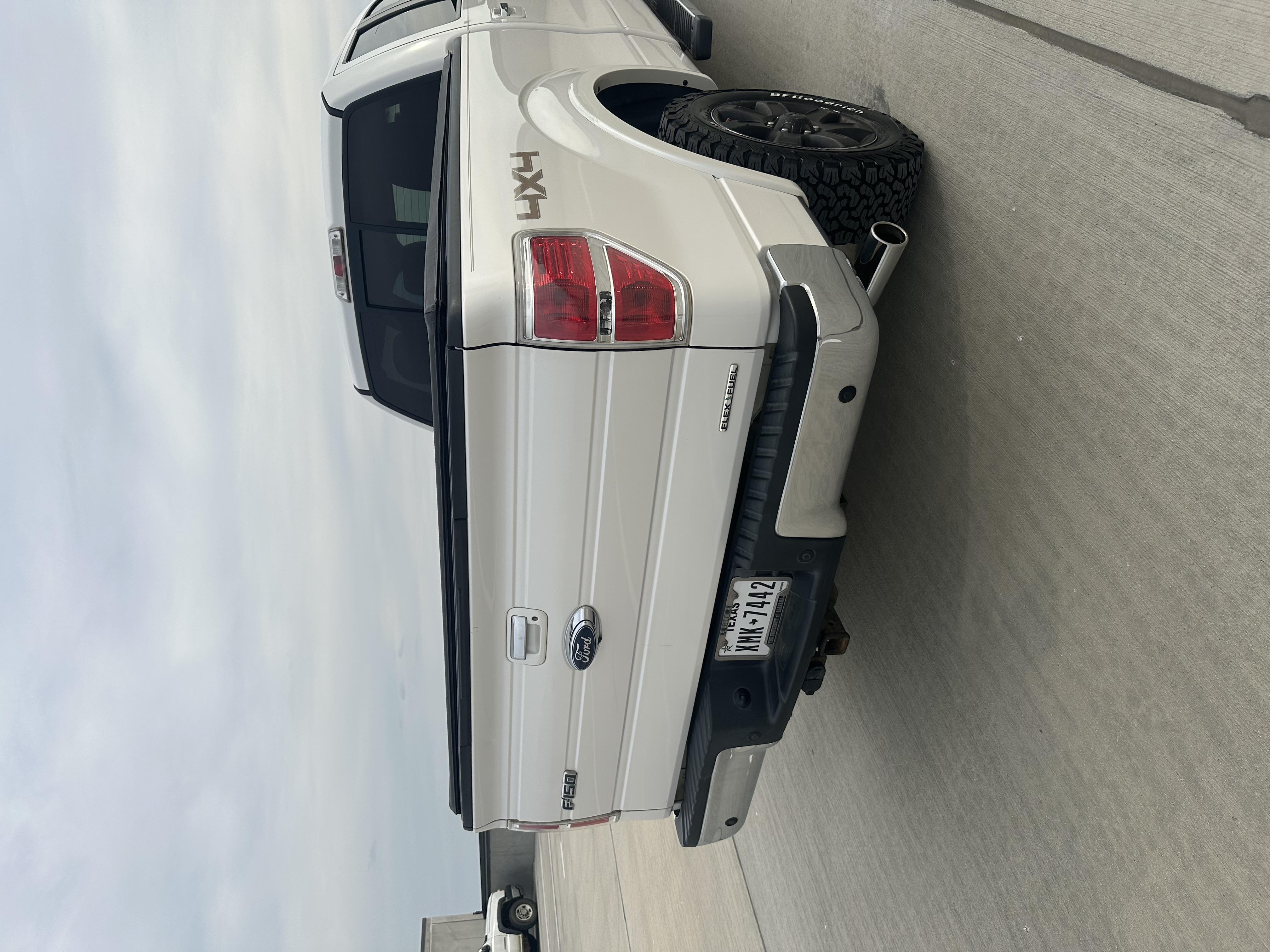 Used 2013 Ford F150 Lariat w/ Luxury Equipment Group AWD/4WD image 12
