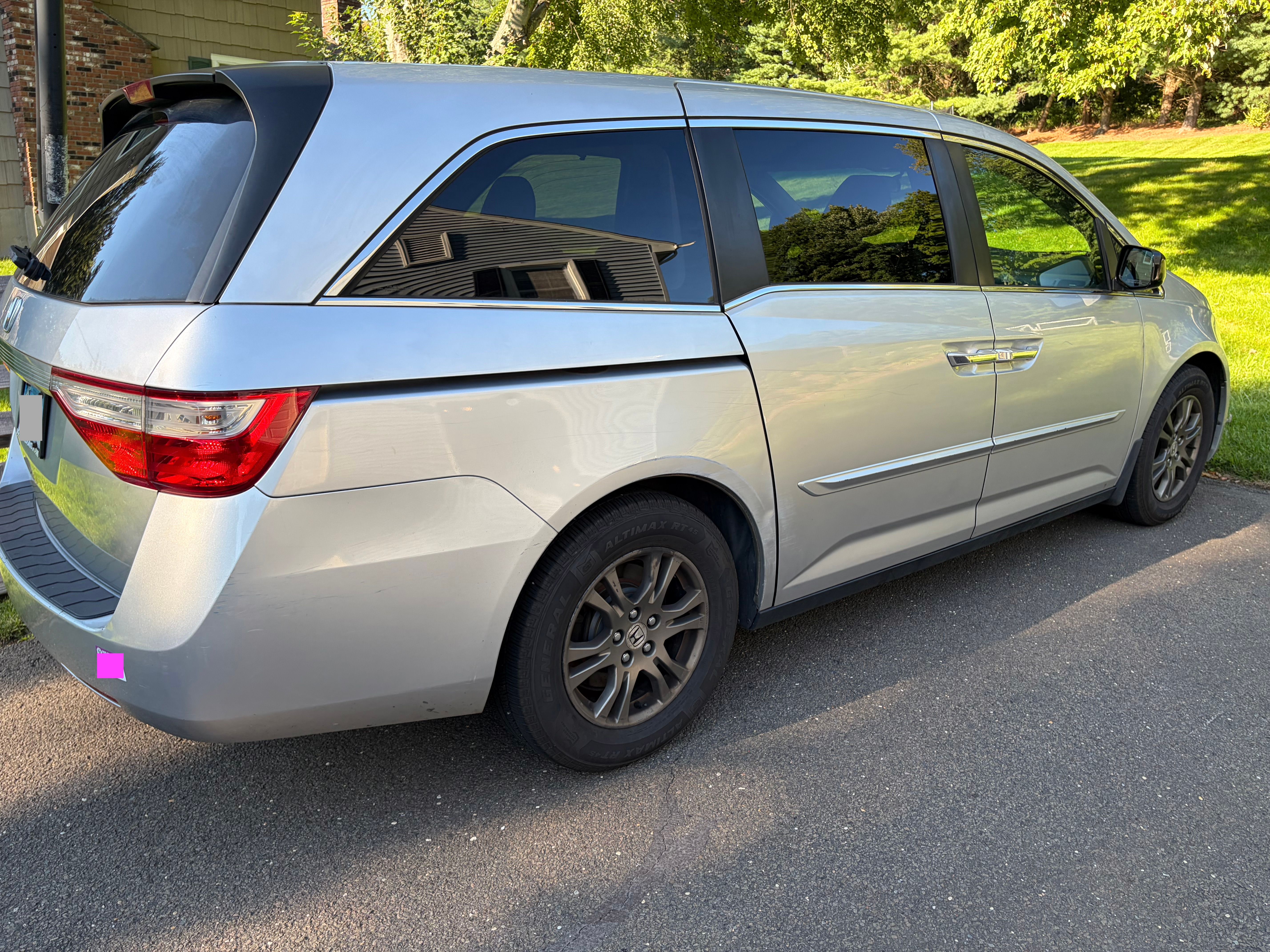 Used 2012 Honda Odyssey EX image 9