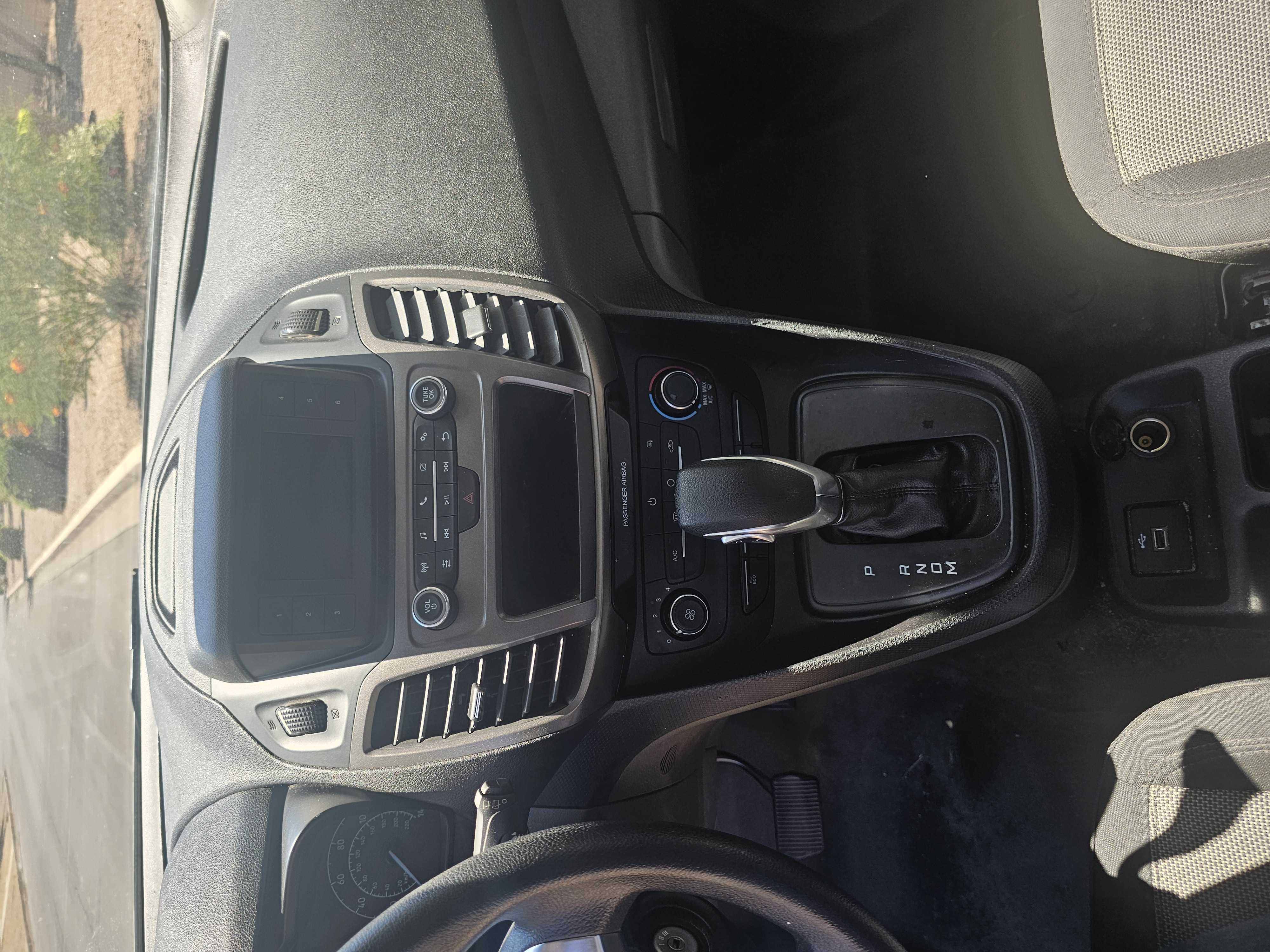 Used 2022 Ford Transit Connect XL FWD image 6