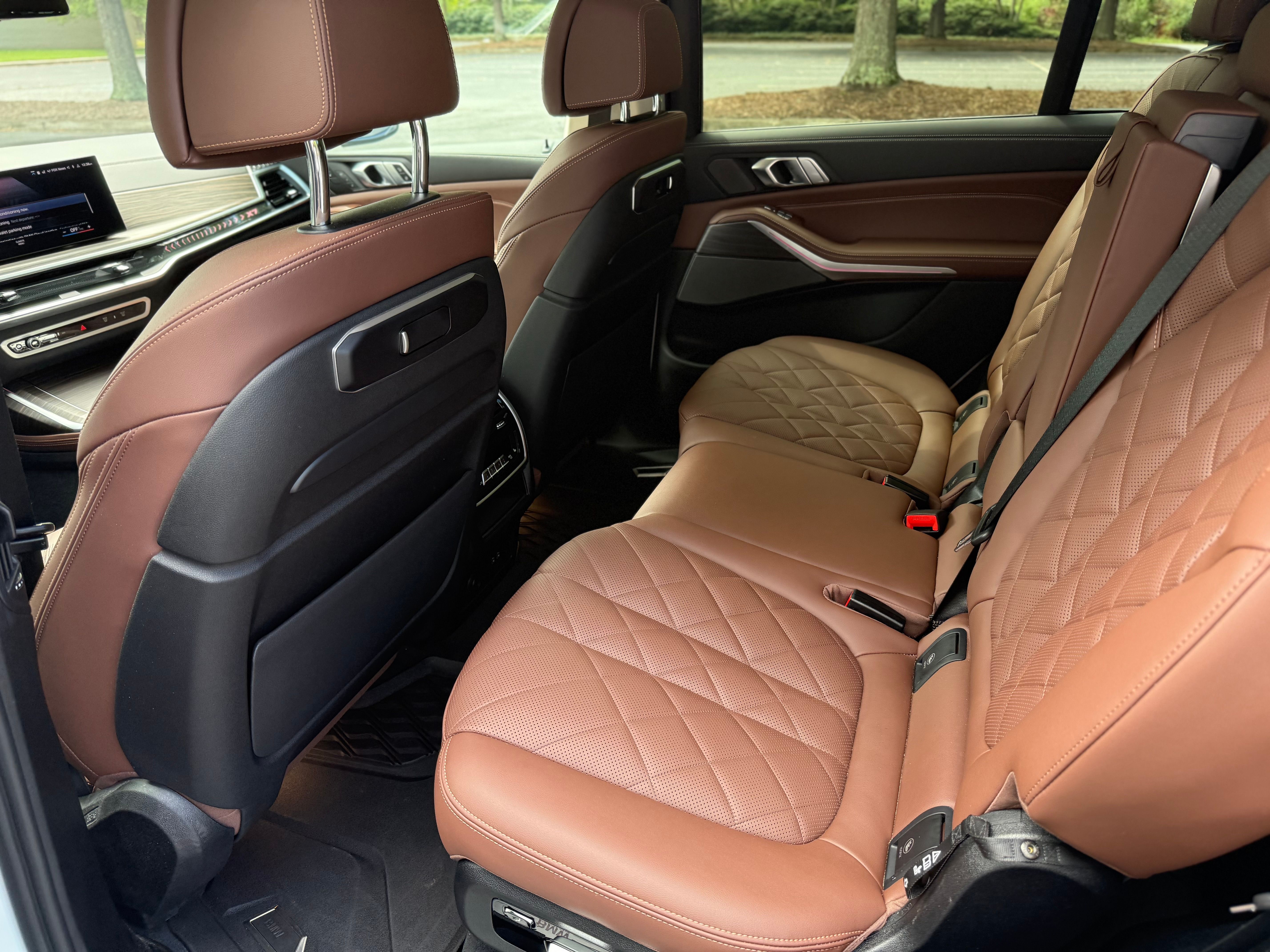 Used 2023 BMW X7 xDrive40i w/ Executive Package AWD/4WD image 15