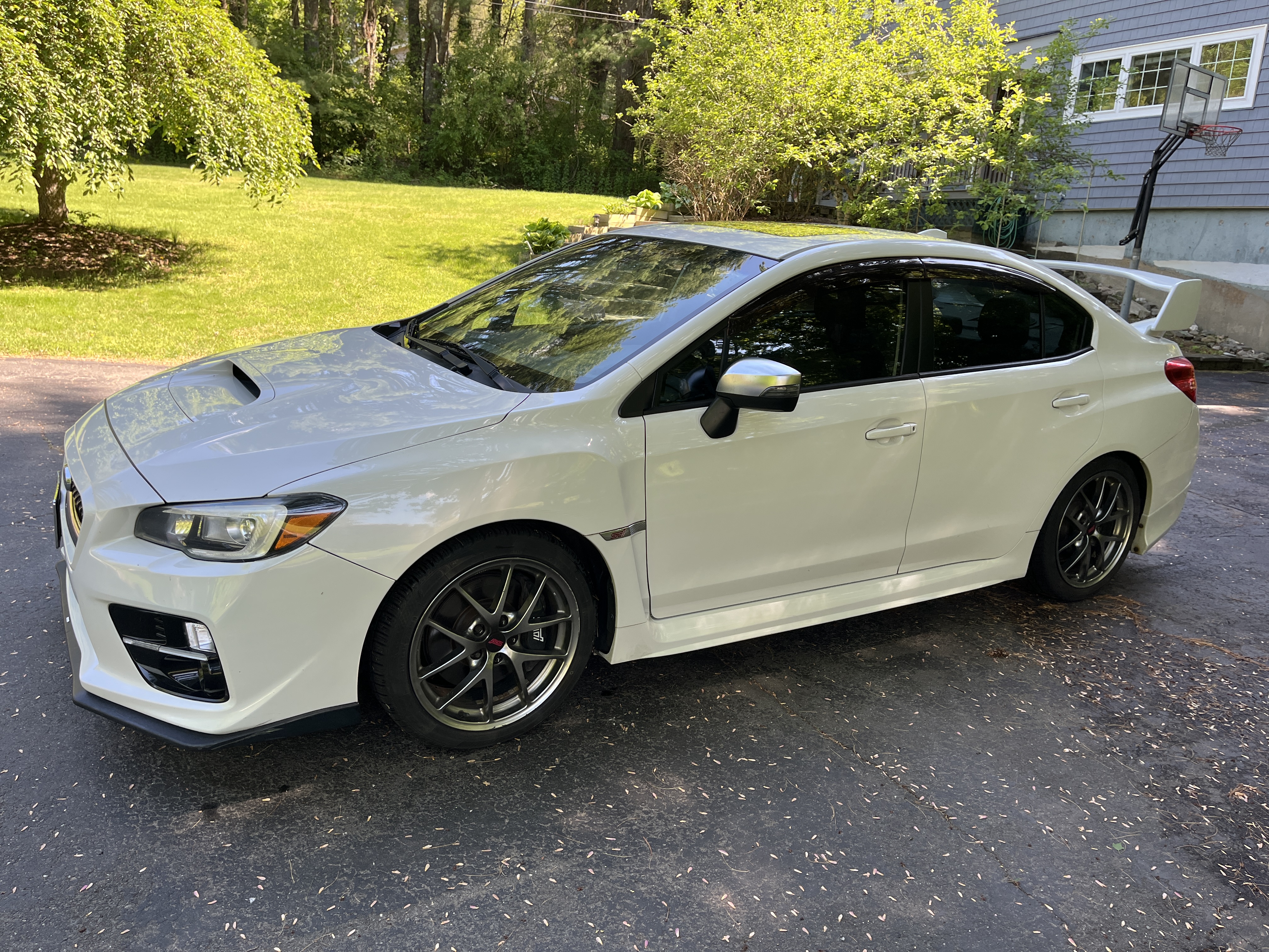 Used 2015 Subaru WRX STI Limited AWD/4WD image 4