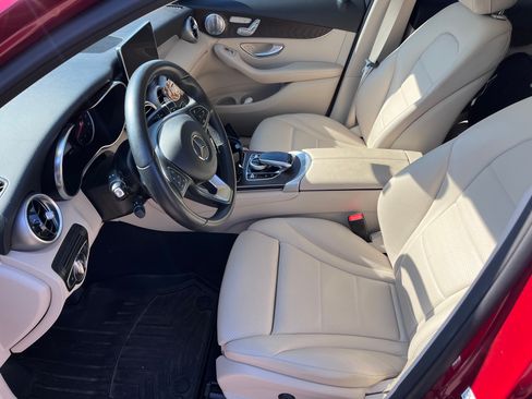 Used 2018 Mercedes-Benz GLC 300 4MATIC image 10
