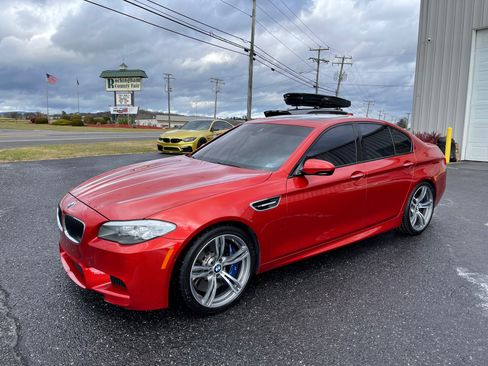 Used 2013 BMW M5 Sedan 4D image 2