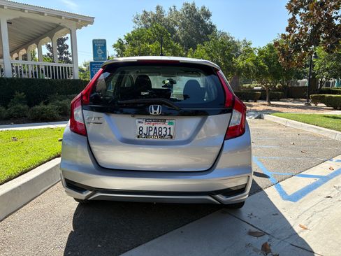 Used 2019 Honda Fit LX image 5