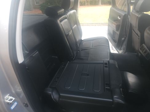 Used 2011 Toyota Tundra Limited image 20