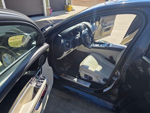 Used 2018 Jaguar XJ L Supercharged image 4